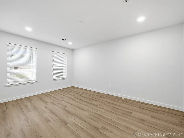 6360 S 29th West Pl — Photo 12