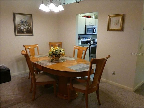 4th image of 9825 SW 90th Ave Unit E