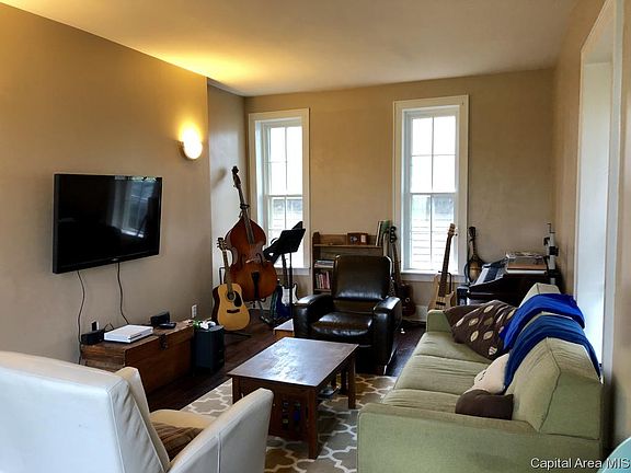 5th image of 786 Lombard St