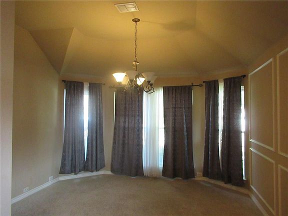 3rd image of 11736 Wild Pear Ln