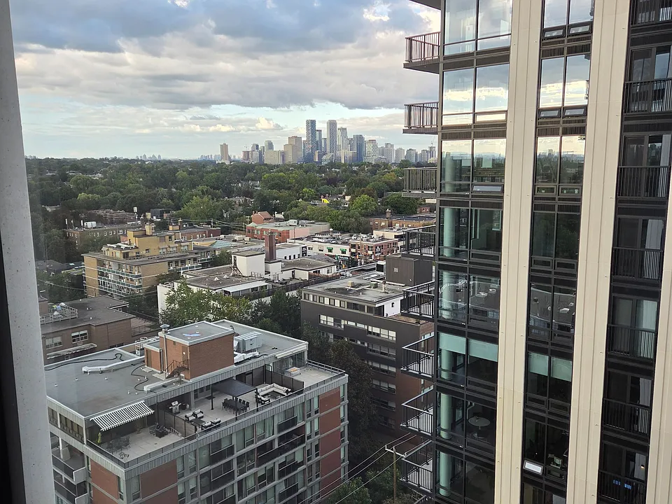91 Montclair Ave #1901