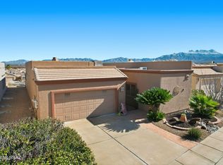 2335 S Cliff Dr, Green Valley, AZ 85614