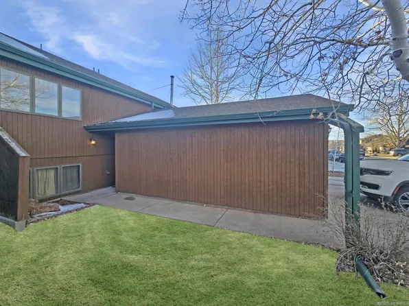 2142 E Hancock St, Laramie, WY 82072