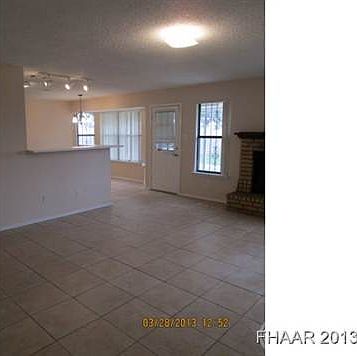 3rd image of 2605 Huckleberry Dr