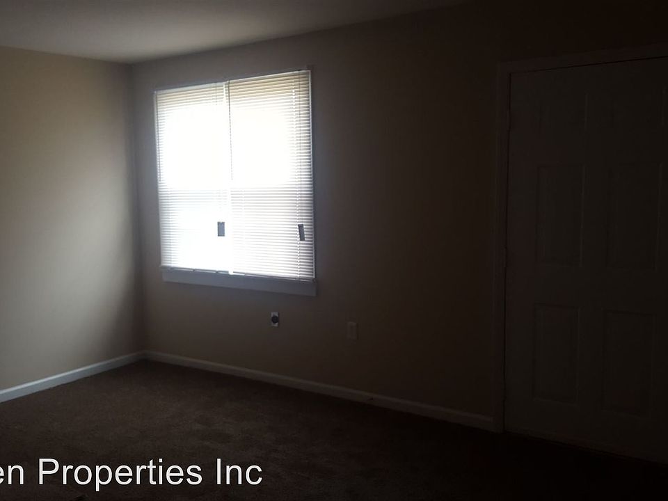 2nd image of 321 Charlotte St APT A2