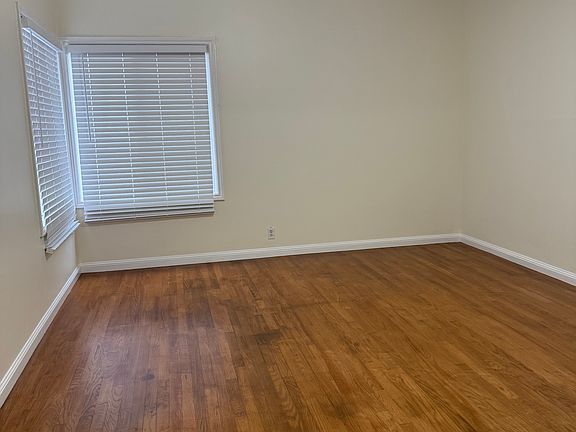 5th image of 185 Eucalyptus Dr