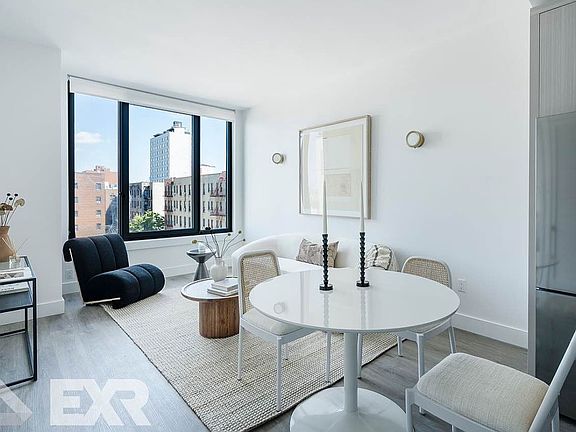 5th image of 210 Clarkson Ave #315