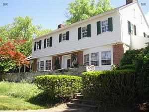 1st image of 415 Hanshaw Rd