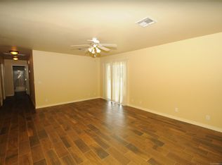 1221 W Jackson Ct, Broken Arrow, OK 74012