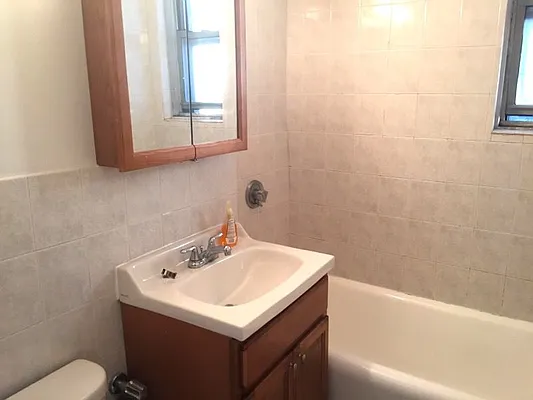 Rented by NYC Empire Realty Inc | media 55