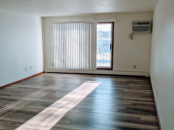 2nd image of 8201 46th Ave N APT 108