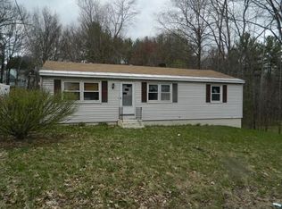 571 Union St, Leominster, MA 01453