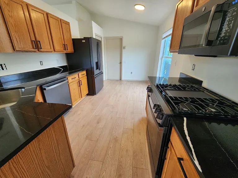 3333 Keswick Ct — Photo 6