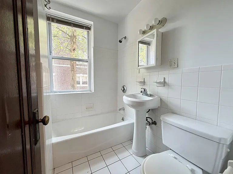 13 Ellery St #2 — Photo 6