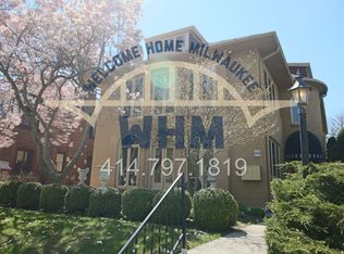 5139 N Cumberland Blvd, Milwaukee, WI 53217