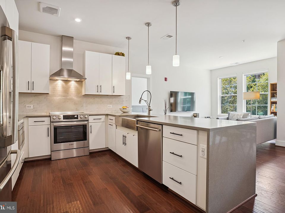 Metro Rosslyn Apartments Arlington, VA Zillow