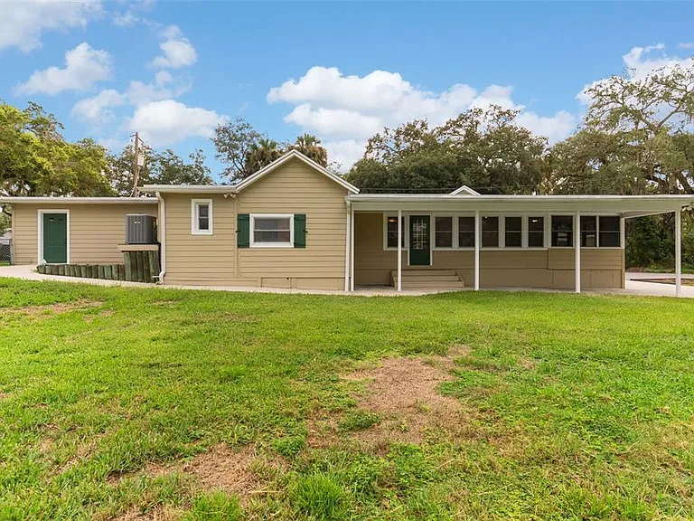 10519 Bridgewood Dr — Photo 32