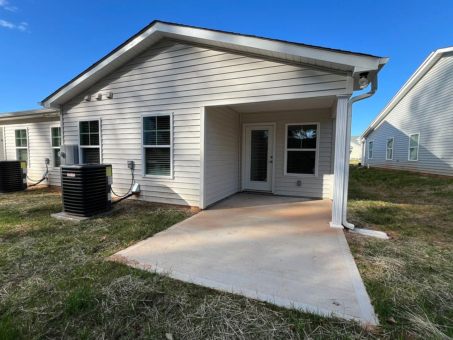 121 Brawley Villas Place — Photo 2