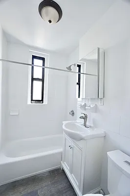 Rented by BRICK & GALO REALTY CORP | media 9