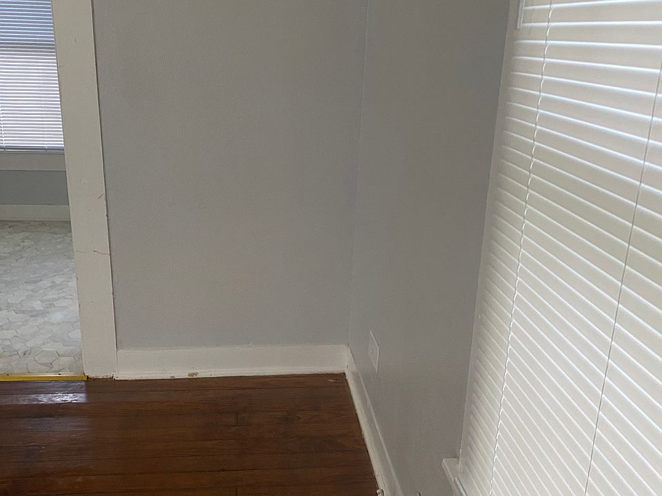 1st image of 615 Locke St #B