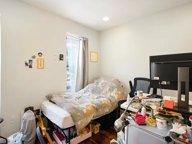 266 Linden St #2 — Photo 6