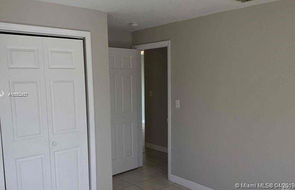 3rd image of 1430 NW 200th St