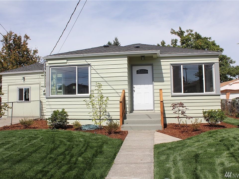 New roof, gutters and front yard is new sod! New vinyl windows too!