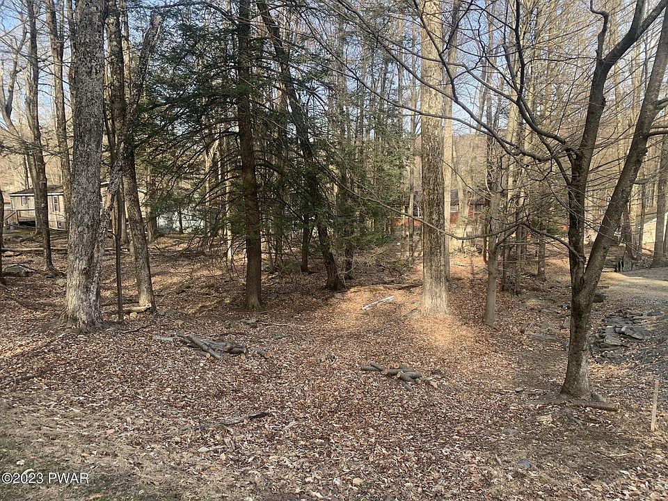 1st image of 10 Hickory Hl