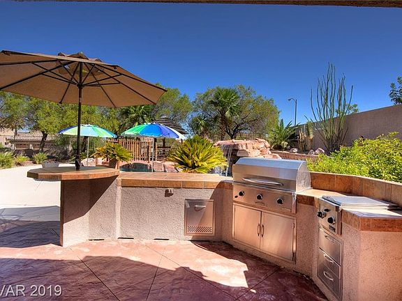 5th image of 758 Tossa De Mar Ave