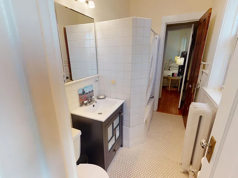 1133 W North Shore Ave #2 — Photo 3