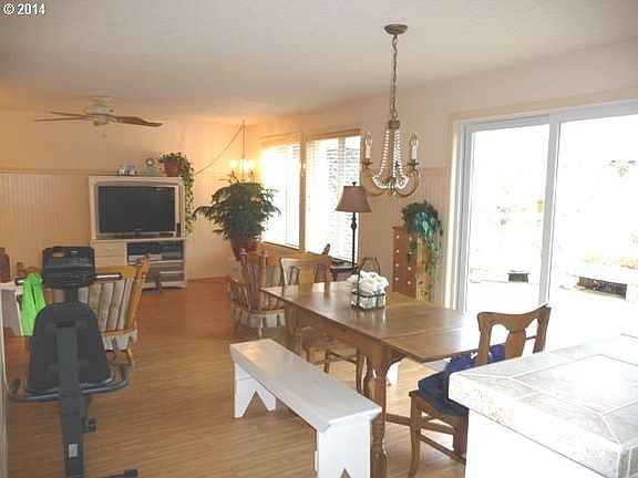 5th image of 24307 NE 139th Ave