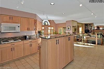 2nd image of 30925 Arlington Cir