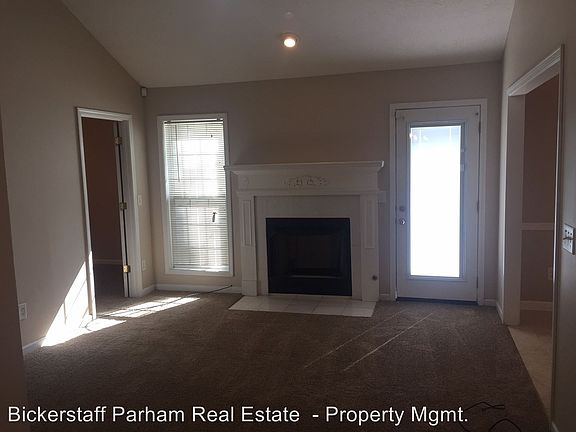 2nd image of 5804 Gleneden Dr