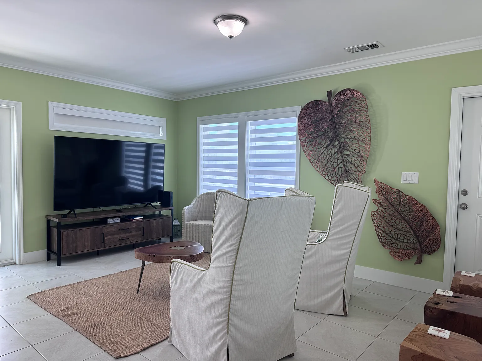 3 bed, 2.5 bath, 1748 sqft, $3,500 — Photo 3