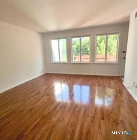 9 Pine Orchard Rd #2 — Photo 5