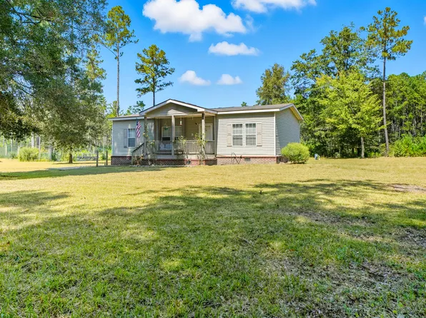 2290 Bethera Rd, Bonneau, SC 29431
