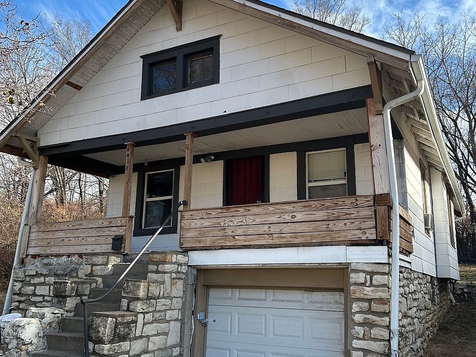 1st image of 4417 Woodland Ave