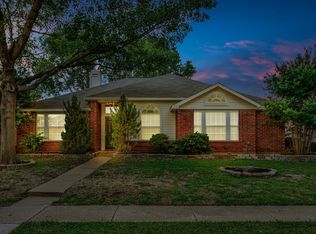 7021 Longo Dr, The Colony, TX 75056