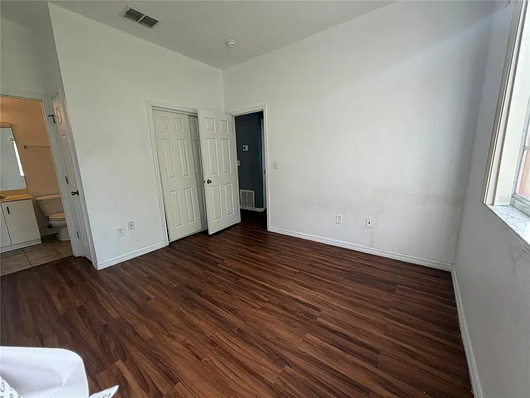 353 Port Pleasant Dr #353 — Photo 12