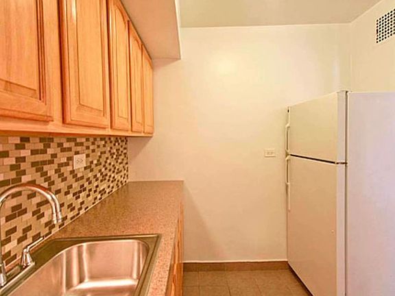 5th image of 37-12 147th St #3B