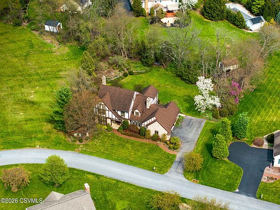 5th image of 4 N Meadow Ct