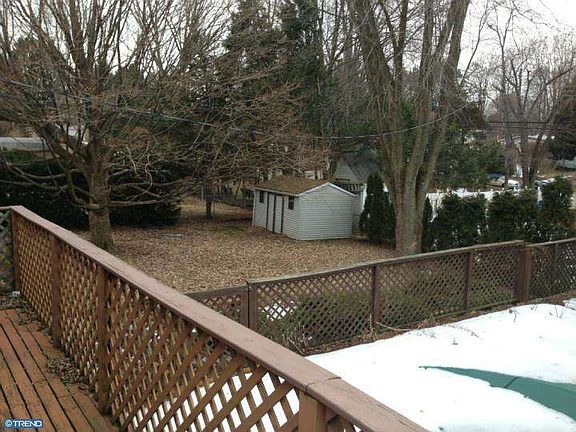 4th image of 7 Sherwood Ln
