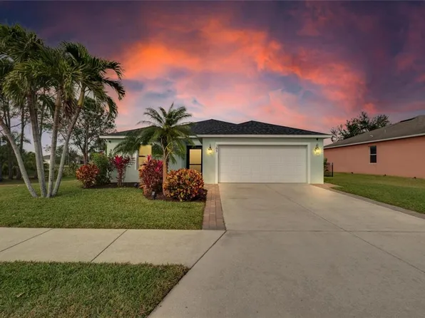 305 65th Ave E, Bradenton, FL 34203