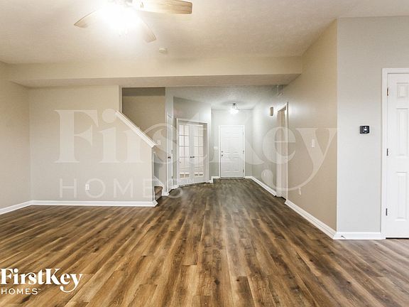 2nd image of 8116 Twin River Dr
