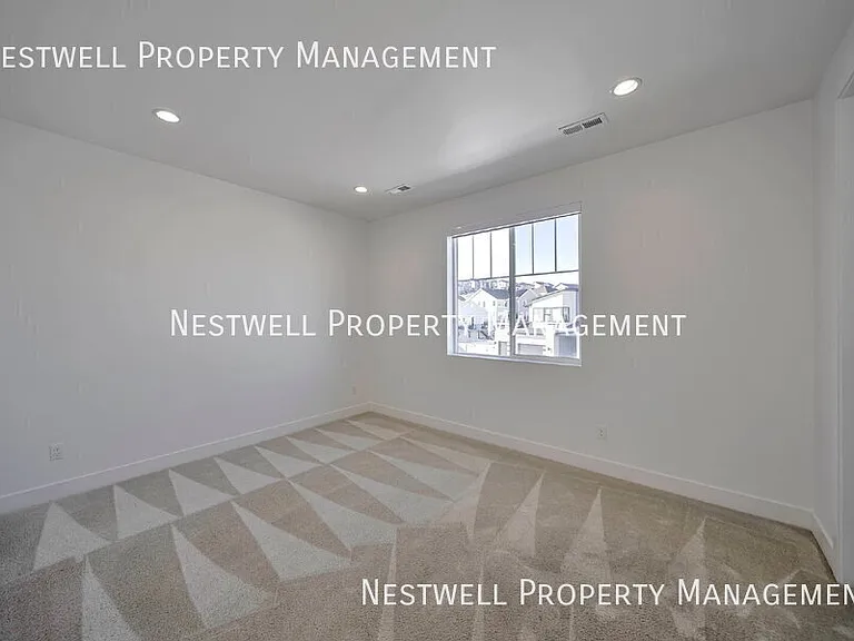 2346 E Snowy Peak Dr — Photo 19