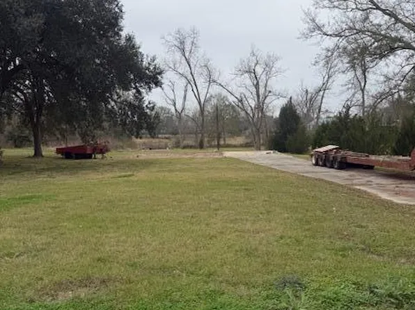 266 Daisy Ln, Opelousas, LA 70570