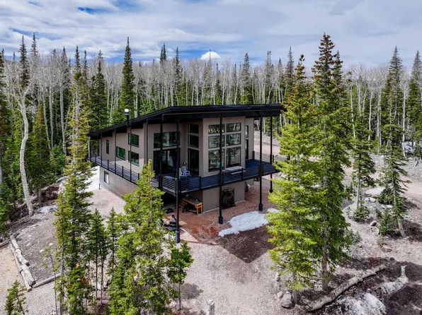 466 N Elk Dr, Brian Head, UT 84719