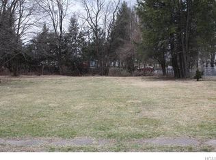 14 Robert St, Port Jervis, NY 12771