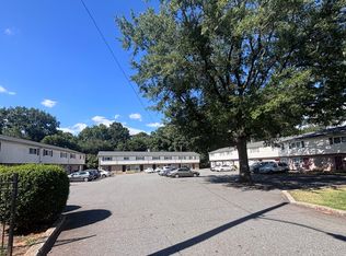 Rowan Street Apartments, Charlotte, NC 28208