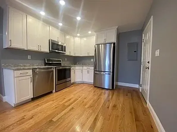18 Bates Ave, Quincy, MA
